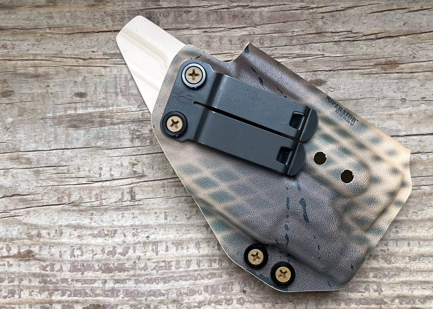 FOLKVARÐR IWB Holster - Light Bearing