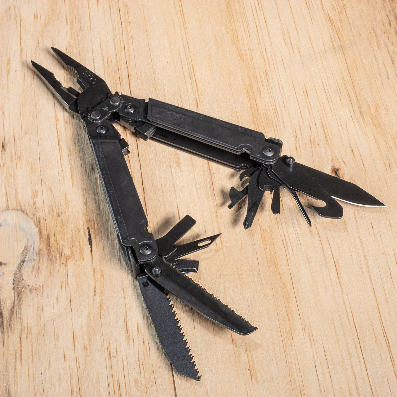 SOG PowerAccess Assist Multi-tool